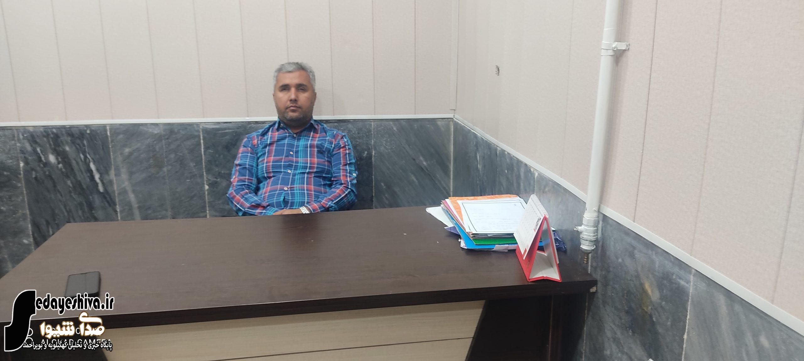 مدیر عامل کانون نابینایان و کم بینایان صبح امید گچساران روز عصای سفید را تبریک گفت