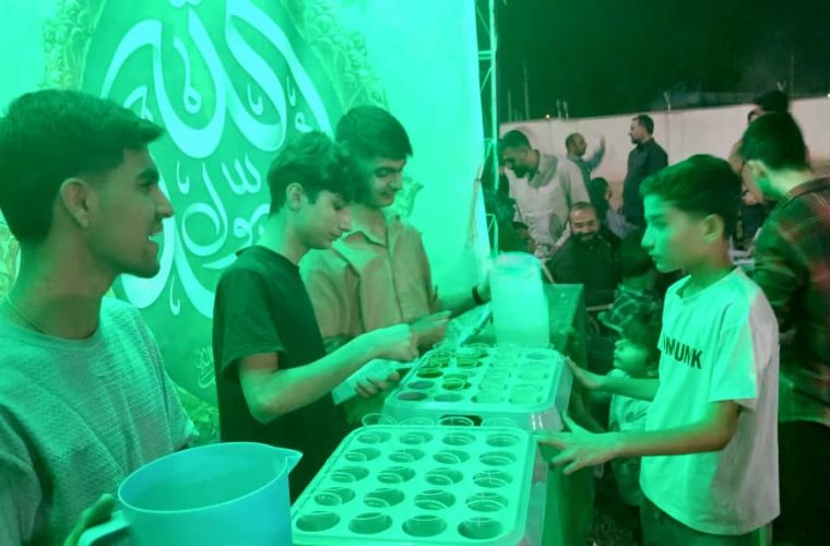 گچساران غرق در نور میلاد پیامبر(ص) و امام صادق(ع گچساران غرق در نور میلاد پیامبر(ص) و امام صادق(ع