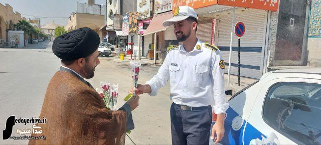تجلی عشق و احترام؛ امام جمعه گچساران در دل ماموریتهای نیروی انتظامی حاضر شد. تجلی عشق و احترام؛ امام جمعه گچساران در دل ماموریتهای نیروی انتظامی حاضر شد.